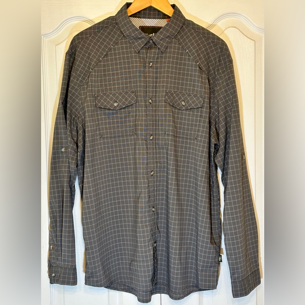 Howler Brothers men’s large vented button up shirt